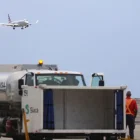 American Airlines reanudó vuelos directos EE. UU.–Venezuela el 30 de abril tras siete años suspendidos.