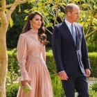 Kate Middleton y el príncipe Guillermo de Inglaterra celebran sus bodas de Cristal.