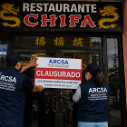 Fotografía por IA para recrear la clausura definitiva del negocio.