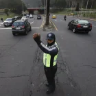 Agentes civiles de tránsito controlarán la movilidad en las zonas por donde avance la competencia.