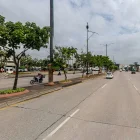 En este sector de la avenida Juan Tanca Marengo, en el norte de Guayaquil, se cometió la infracción de tránsito.