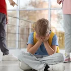 Detectar a tiempo los cambios emocionales, físicos y conductuales en niños y adolescentes puede marcar la diferencia, ya que muchas víctimas de acoso escolar no expresan lo que viven
