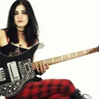 La bajista británica forma parte de los grupos Mercyful Fate, Fury y Delilah Bon. Y ha grabado para muchos otros proyectos como Dorja, IDestroy, Howard Sinclair, Triaxis y Control The Storm.