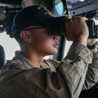 El Comando Central de EEUU informó este lunes de que ha facilitado el paso de dos buques mercantes con bandera estadounidense por el estrecho de Ormuz.
