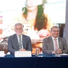 Las sospechosas ausencias de Enrique Pita y Esthela Acero han permitido que, en dos ocasiones, sus suplentes se principalicen para que el CNE vote a favor de los intereses del Gobierno.