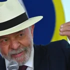 El presidente de Brasil, Luiz Inácio Lula da Silva, habla durante la ceremonia de firma del acuerdo comercial entre el Mercosur y la Unión Europea (UE)