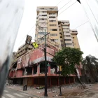 La estructura luce en mal estado debido al incendio y robos.