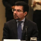 El fiscal general, Carlos Alarcón, evitó hablar del caso Progen y prefirió llamarlo caso Apagón, para referirse al proceso por supuesta corrupción en contratos que señalan a Roberto Luque.