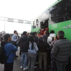La falta de buses en la mañana del 5 de mayo de 2026, provocó un caos en la movilidad en Quito.