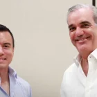 El presidente de Ecuador, junto al presidente de República Dominicana.