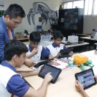 La institución educativa aplicará sanciones a los estudiantes por el uso indebido de celulares y tabletas.
