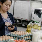 En un año, el alza del costo de la canasta de Ecuador supera los $29, según cifras del INEC.