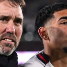 Eduardo Coudet consoló a Kendry Páez tras la clasificación de River Plate.
