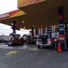 Las estaciones de servicio de Cuenca habrían recibido menos combustible del volumen normal que reciben al día.