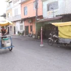 El ataque armado ocurrió frente a un taller mecánico del suburbio porteño y alarmó a moradores del sector.