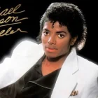 El estreno de la película biográfica Michael, dirigida por Graham King y protagonizada por Jaafar Jackson, ha generado un verdadero “efecto dominó” en los rankings musicales.