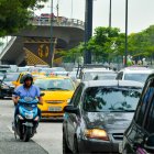 La avenida de las Américas, en el norte de Guayaquil, es una de las arterias viales que soporta congestión vehicular a diario.
