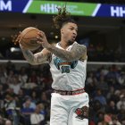 Clarke fue jugador de esta franquicia de la NBA en sus siete años en la liga