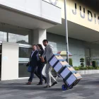 Funcionarios de la Fiscalía trasladaron expedientes al Complejo Judicial Norte durante la audiencia del caso Goleada.