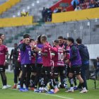 Los jugadores de Independiente del Valle celebran el séptimo título logrado por los rayados.