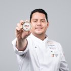 Marco Andrade, maestro heladero y cofundador de la marca pasó más de un año diseñando el producto.