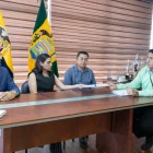 Mercedes Caicedo, presidenta del Consejo de la Judicatura, presentando la denuncia ante la Fiscalía en El Oro.