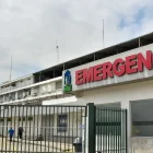 Hospital Teodoro Maldonado Carbo, en Guayaquil, donde se investigan afectaciones en la cadena de frío de medicamentos especializados.