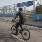 La Liga deportiva Luis Chiriboga Parra está ubicada en las calles 40 y la J, en el suroeste de Guayaquil.