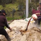 Agricultores son capacitados por el Ministerio de Agricultura para producir bioinsumos ante el alza de precios de los fertilizantes.