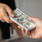 El Banco Central del Ecuador alertó sobre publicaciones falsas que prometen ganancias rápidas mediante inversiones digitales.