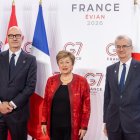 La directora gerente del Fondo Monetario Internacional (FMI), Kristalina Georgieva (Centro).