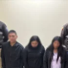Tres personas fueron aprehendidas en el sur de Quito por presuntamente robar celulares en buses urbanos.