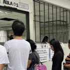 El pesimismo ciudadano y la caída de la confianza podrían influir en el voto de las próximas seccionales.