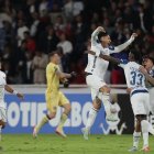 Los jugadores de la plantilla de Liga de Quito celebraron eufóricos la victoria 2-0 ante Lanús