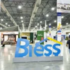 Fotografía de una feria de proyectos inmobiliarios del Banco del Instituto Ecuatoriano del Seguridad Social (Biess).