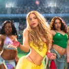 Shakira en el video de Dai, Dai.