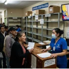 Imagen simbólica de falta de medicinas y de anuncio de compra a la India.