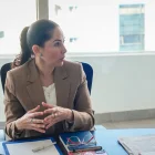 Luisa González durante una actividad política tras la ratificación de la multa impuesta por el TCE.