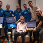 El Patón Bauza recibió la visita de una delegación de Rosario Central.