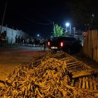 La camioneta donde viajaba la pareja atacada por sicarios en Colinas de Salinas