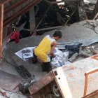 Ante la falta de control en el Multicomercio, habitantes de calle y consumidores de droga ingresan a robar y dormir.