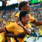 Anthony Valencia celebra su gol contra Arabia Saudita.