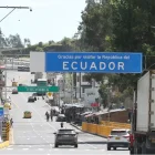 Camiones cruzan el puente de Rumichaca el 1 de junio, primer día sin tasa de seguridad, aunque el comercio bilateral aún tiene frentes sin resolver.
