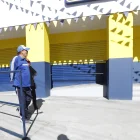 La muerte del joven ocurrió el 1 de junio. Un día después el establecimiento comercial permanecía cerrado.