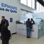 En las oficinas de la Epmaps se atienden reclamos de los usuarios por la tasa de recolección de basura.