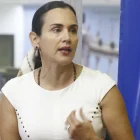 Asamblea tramita juicio político contra Inés Manzano por su gestión en el sector energético.