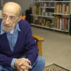 Adoum es considerado una de las voces más influyentes de la literatura ecuatoriana del siglo XX. Falleció en 2009.