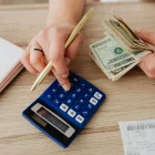 El préstamo quirografario del Biess ofrece tasas desde 6,5 % anual y un proceso digital que permite obtener el dinero en un plazo de hasta 72 hora