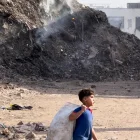 Montones de basura y escombros acumulados en la ciudad de Gaza.