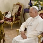 El papa León XIV se reúne con víctimas de abusos de la Iglesia este 8 de junio de 2026, en la Nunciatura Apostólica en Madrid, durante su visita a España.